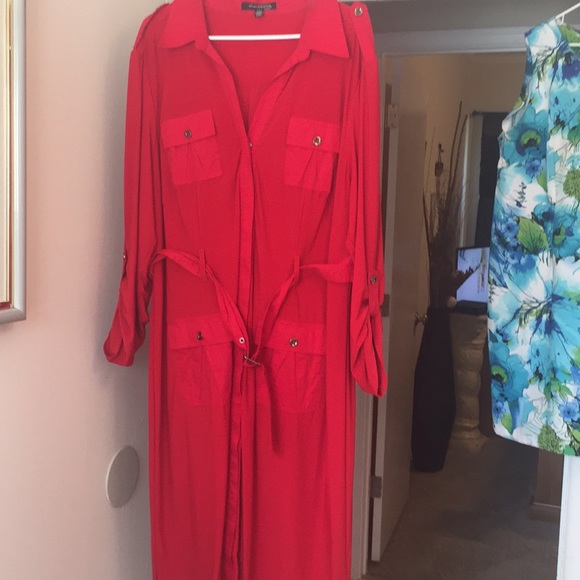 Red mid sleeve dress - Picture 1 of 1